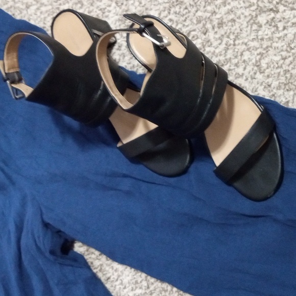 🌟🌟Free shoes🌟🌟 with purchase of Women's Apt.9 wide leg pants - Picture 6 of 9